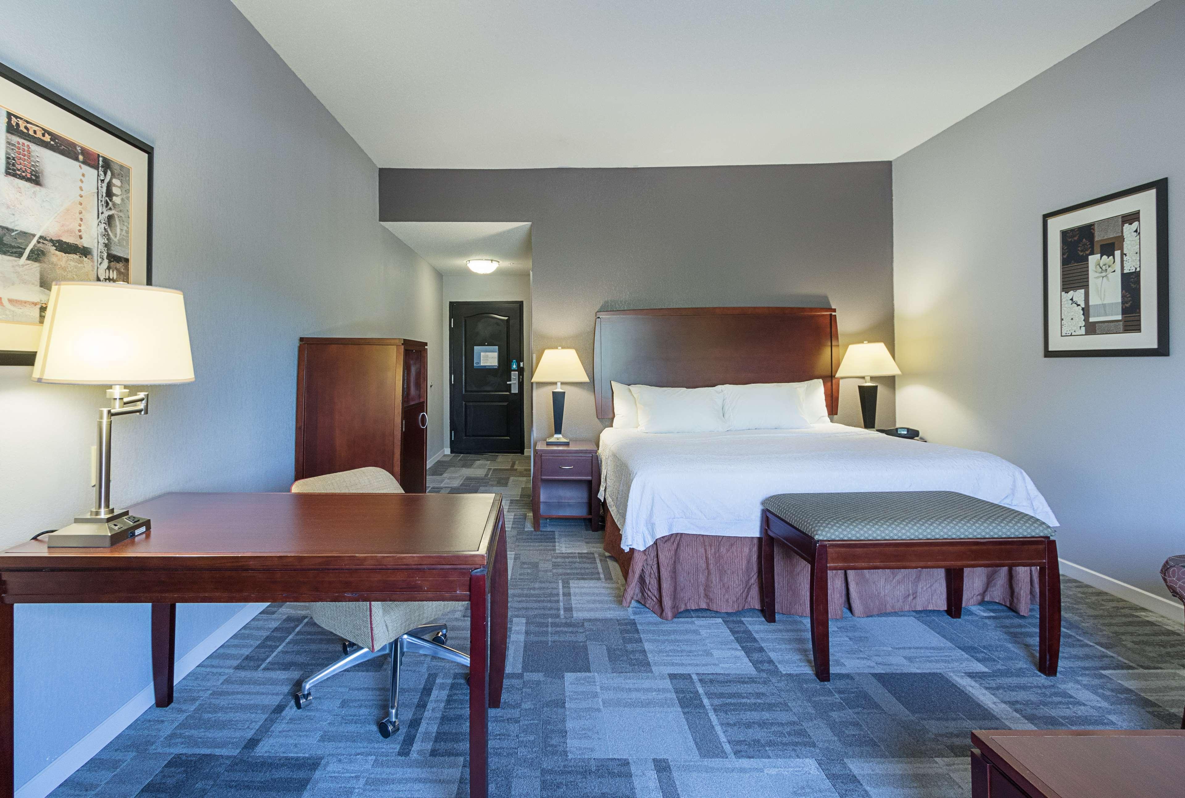 Hampton And Indianapolis/brownsburg Hotel