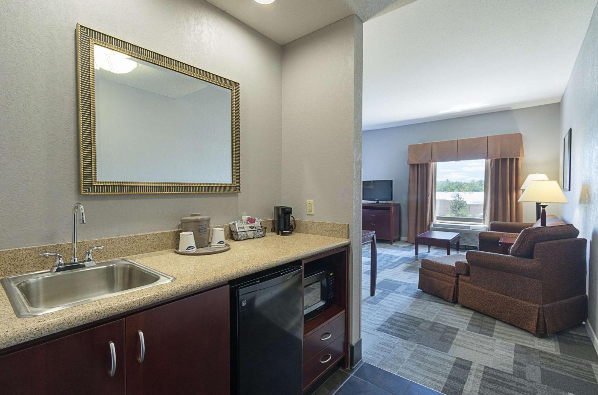 Hampton And Indianapolis/brownsburg Hotel