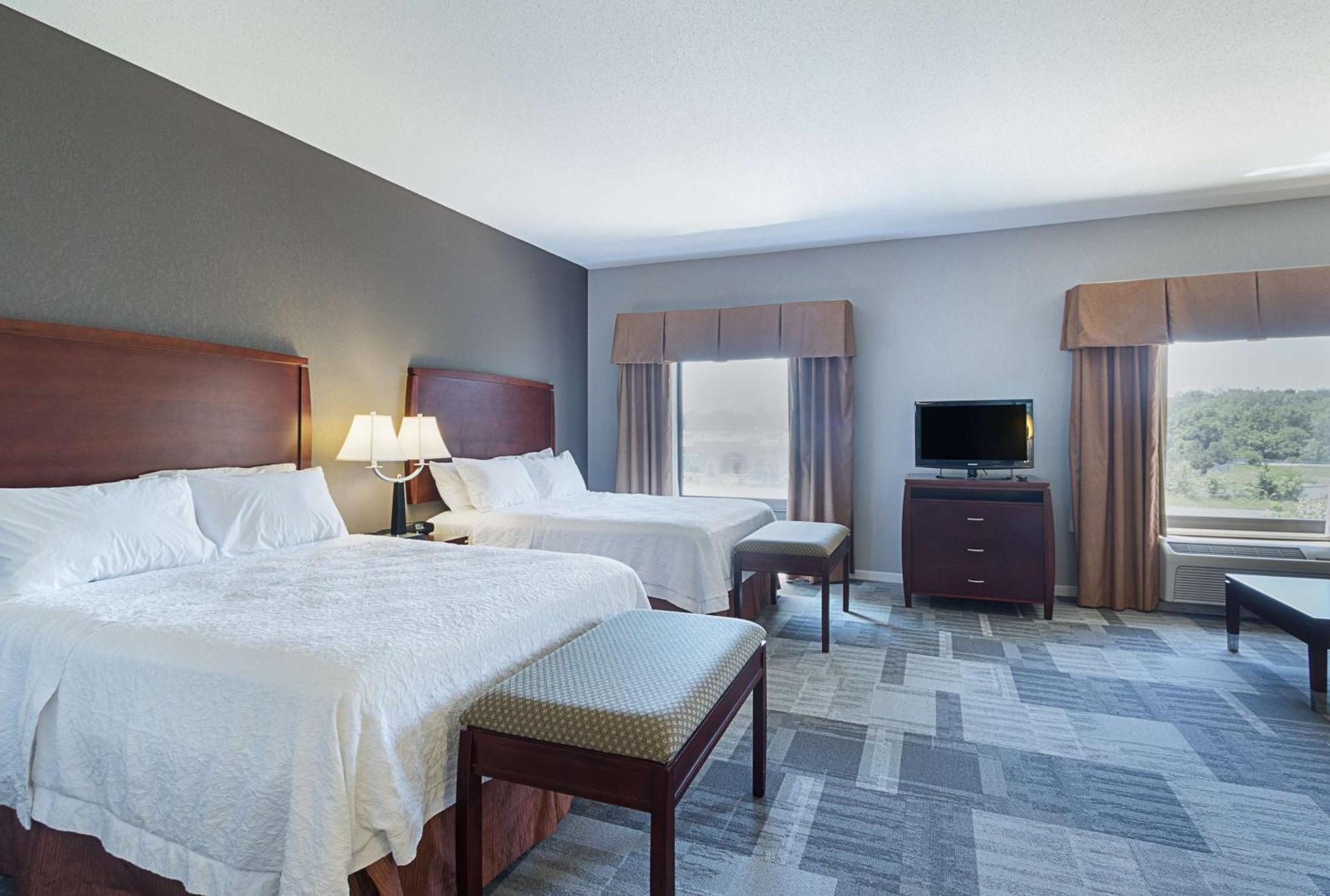 Hampton And Indianapolis/brownsburg 3*